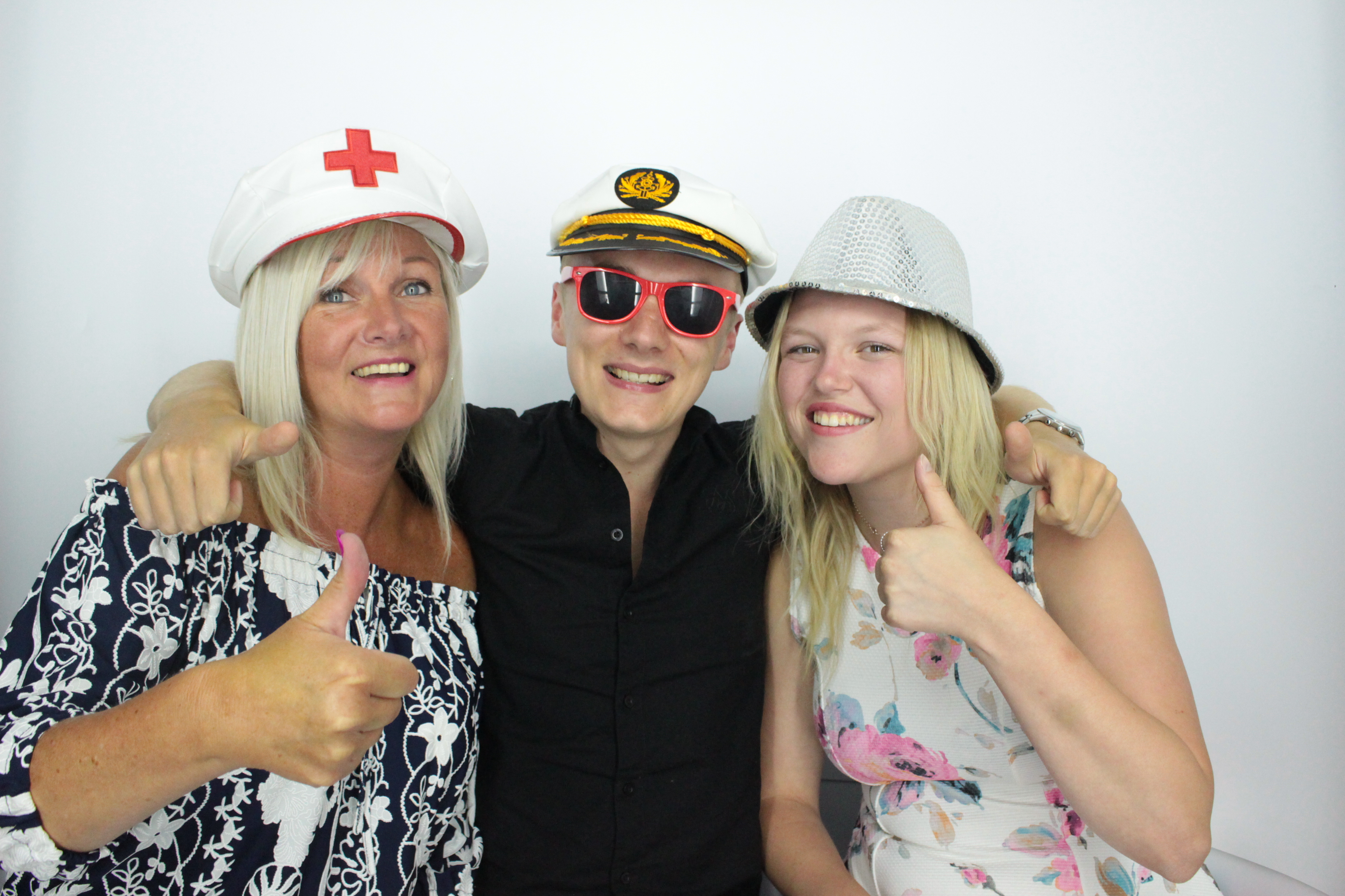 Martin & Colleen’s Joint 50th | View more photos from the event at gallery.myphotoboothexperience.co.uk/u/MyPhotoBoothExperienceLtd/Martin-Colleen’s-Joint-50th